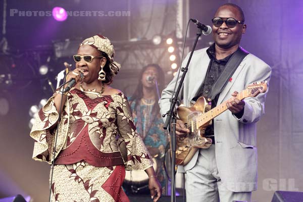 AMADOU ET MARIAM - 2012-06-24 - PARIS - Hippodrome de Longchamp - 